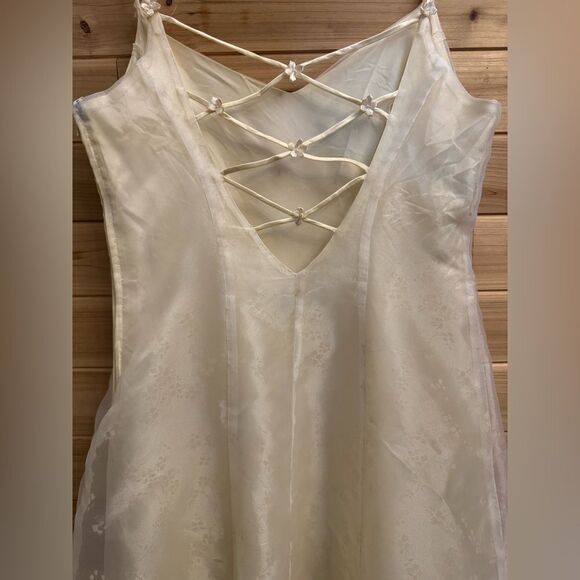 Vintage Zum Zum Niki Livas Size Medium Pale Daffodil Cross Back Floral Ball Gown - Picture 9 of 16